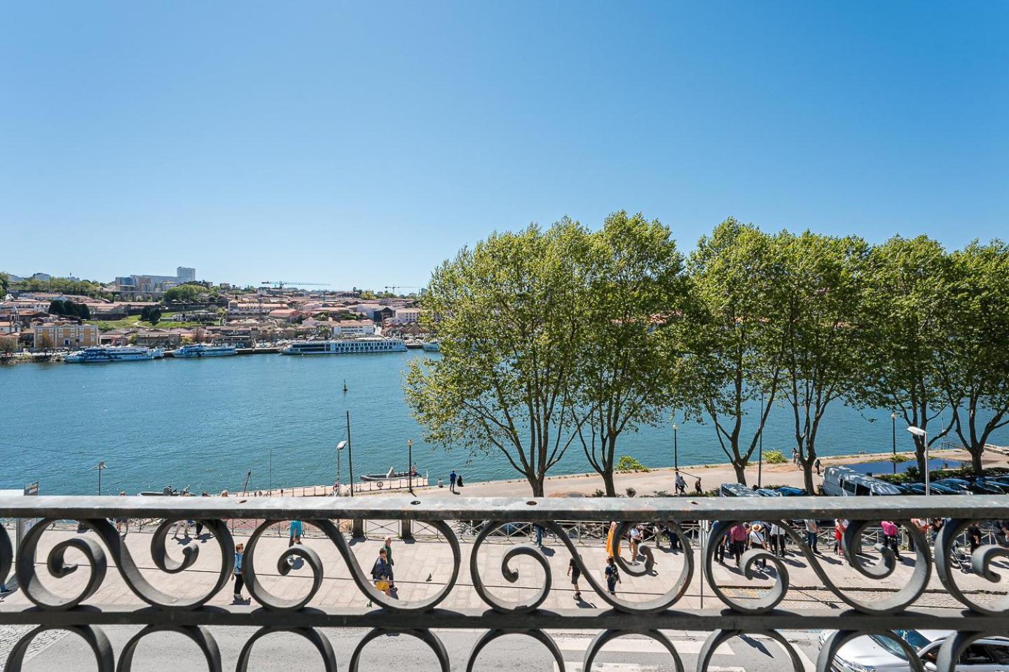 Guestready - Innvict Residences ポルト エクステリア 写真